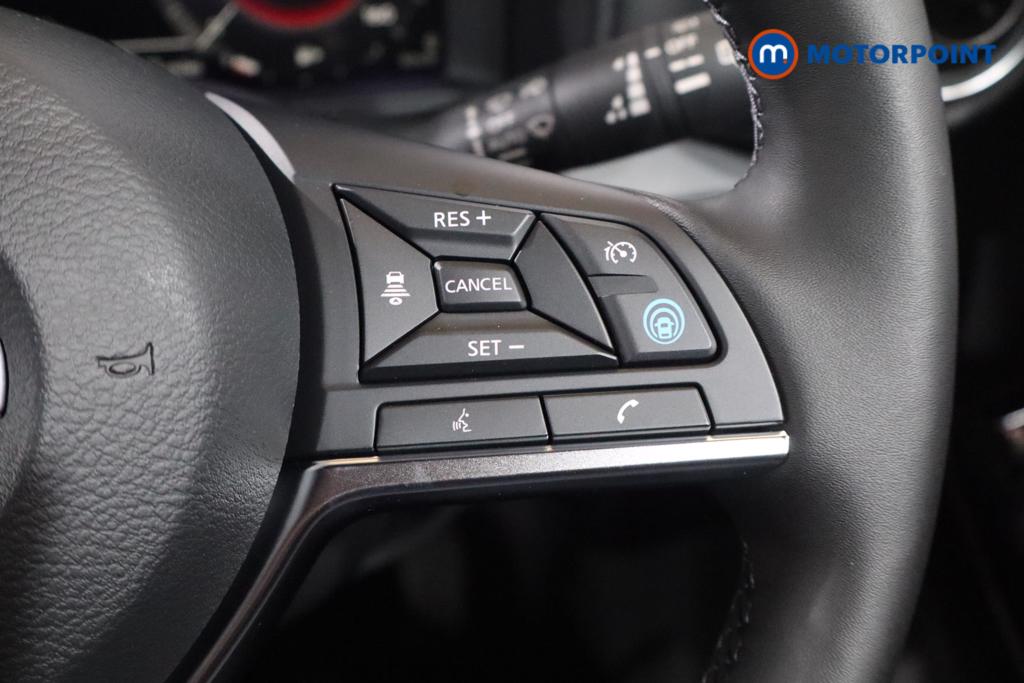 Nissan Juke Tekna Manual Petrol SUV - Stock Number (1556803) - 9th supplementary image
