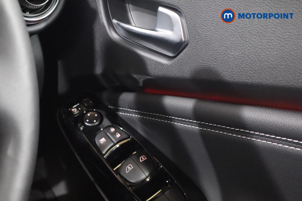 Nissan Juke Tekna Manual Petrol SUV - Stock Number (1556803) - 11th supplementary image