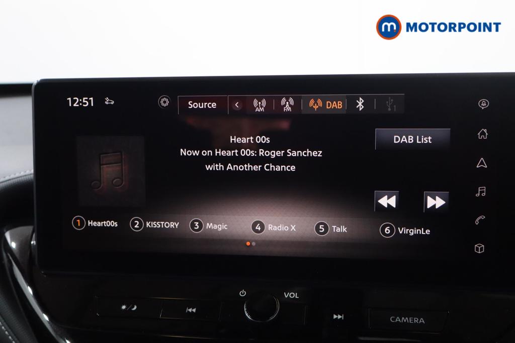 Nissan Juke Tekna Manual Petrol SUV - Stock Number (1556805) - 8th supplementary image