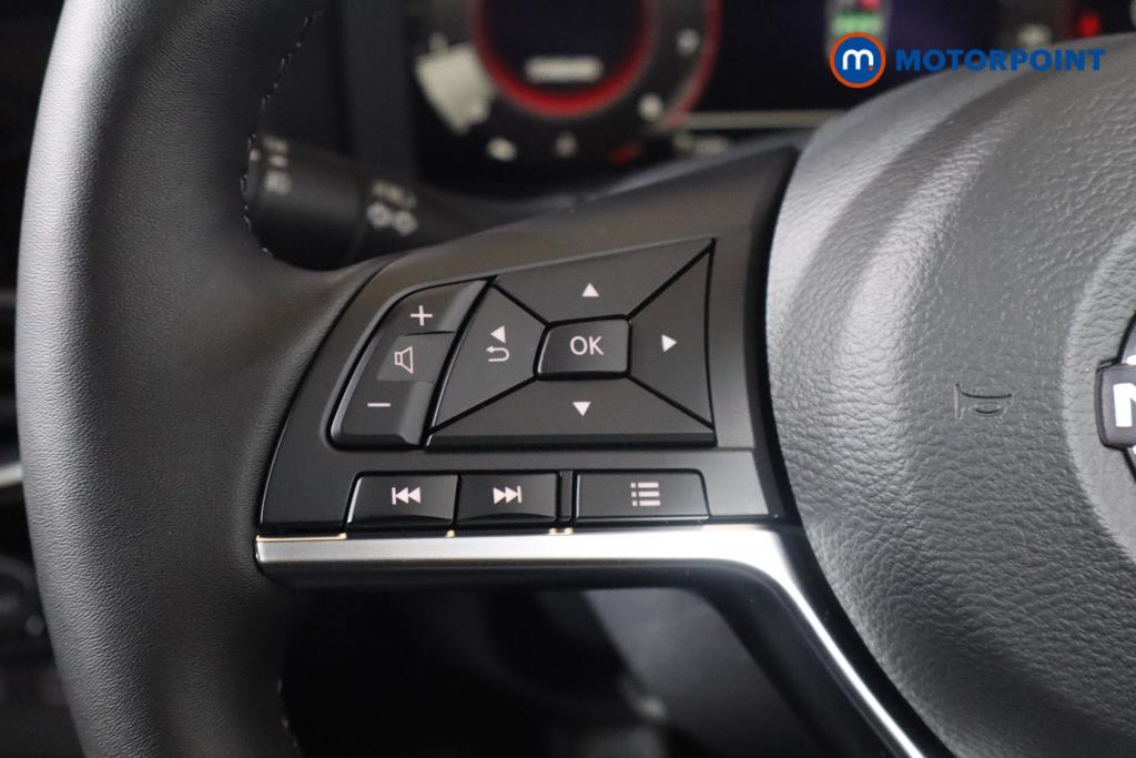 Nissan Juke Tekna Manual Petrol SUV - Stock Number (1556805) - 11th supplementary image