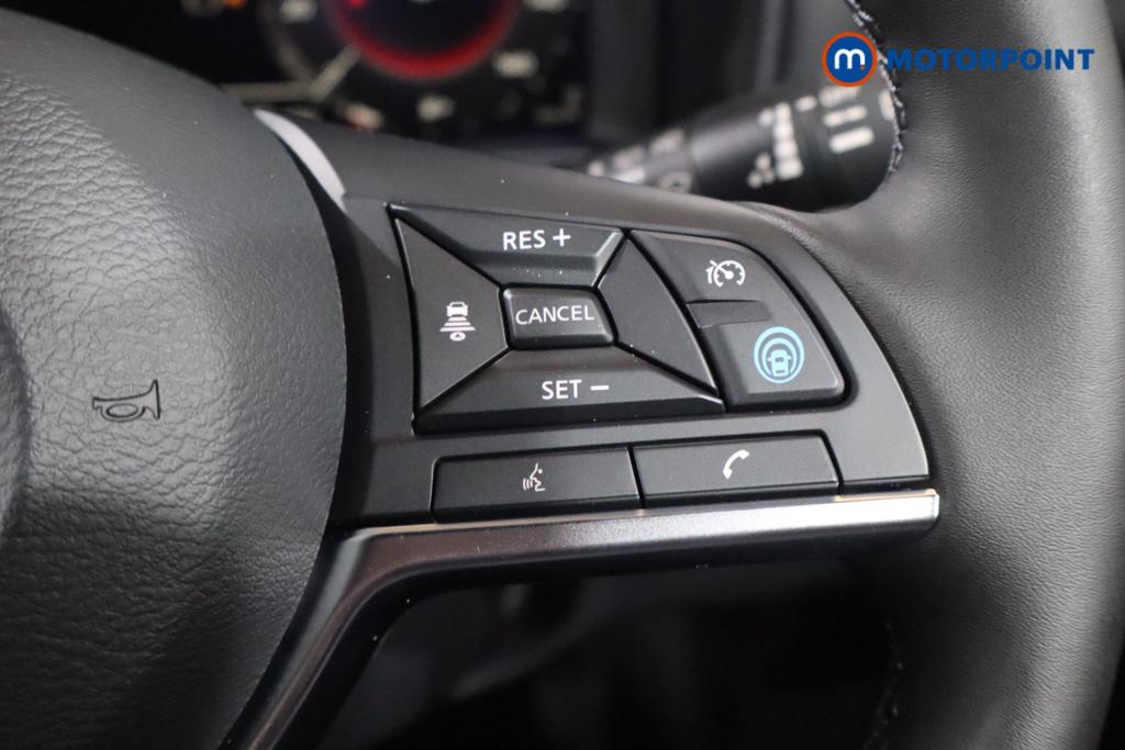Nissan Juke Tekna Manual Petrol SUV - Stock Number (1556805) - 12th supplementary image
