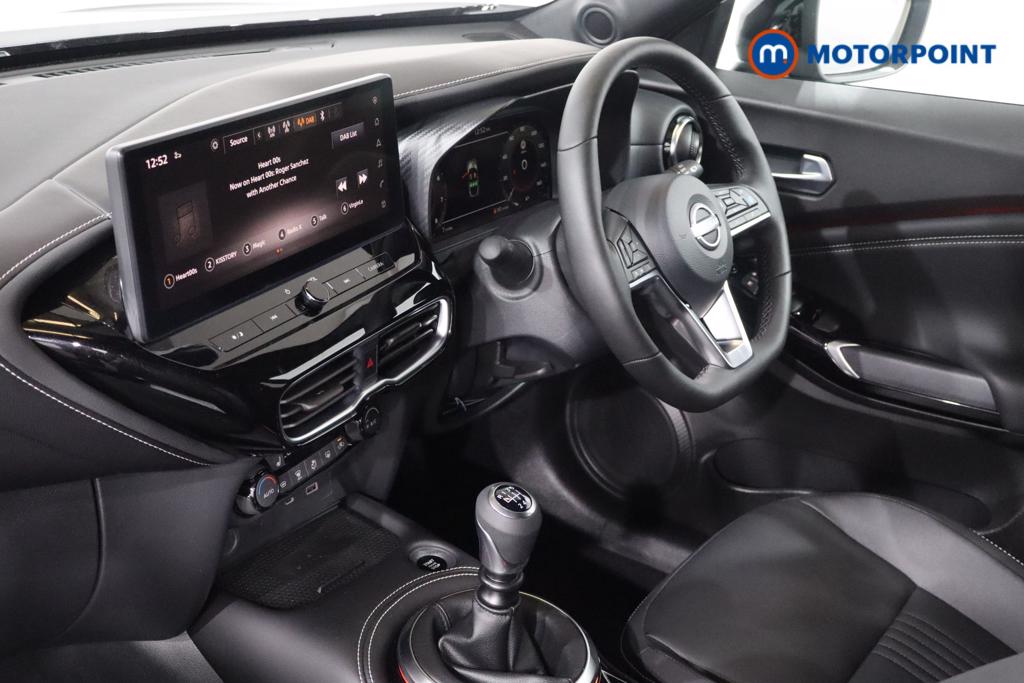 Nissan Juke Tekna Manual Petrol SUV - Stock Number (1556805) - 19th supplementary image