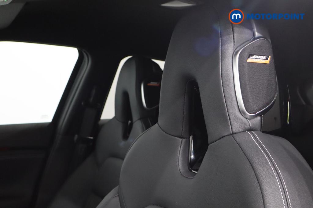 Nissan Juke Tekna Manual Petrol SUV - Stock Number (1556805) - 20th supplementary image