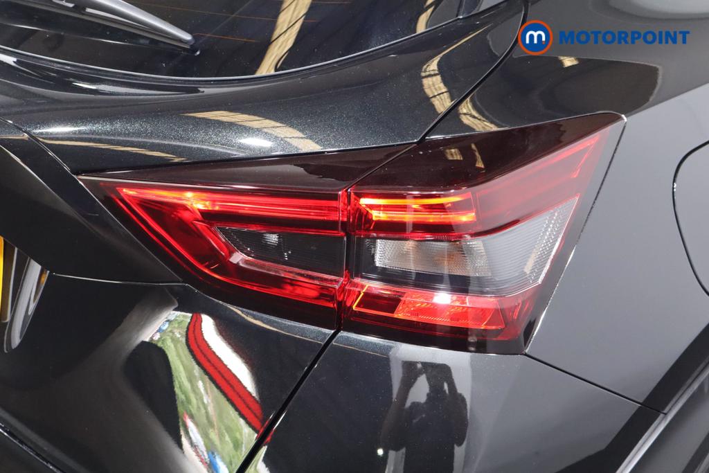 Nissan Juke Tekna Manual Petrol SUV - Stock Number (1556805) - 24th supplementary image