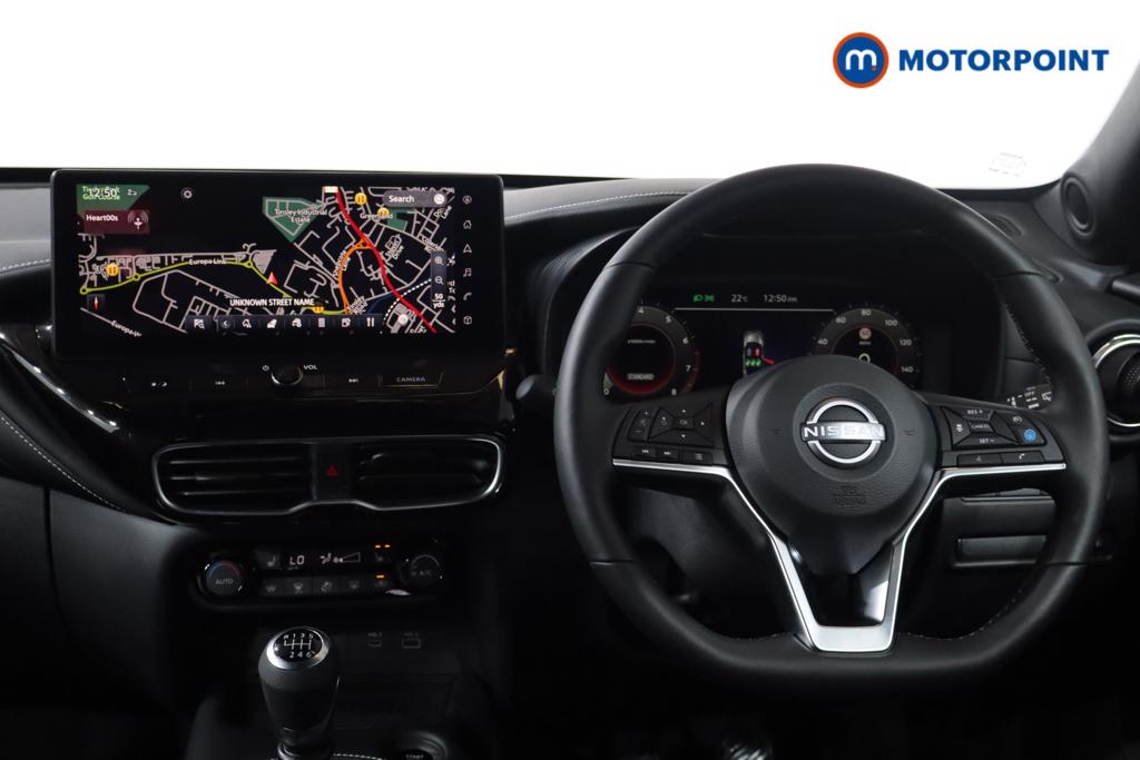 Nissan Juke Tekna Manual Petrol SUV - Stock Number (1556805) - 1st supplementary image