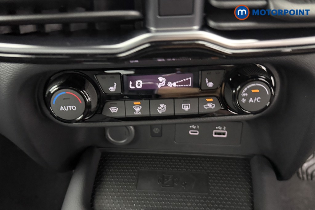 Nissan Juke Tekna Manual Petrol SUV - Stock Number (1556807) - 10th supplementary image