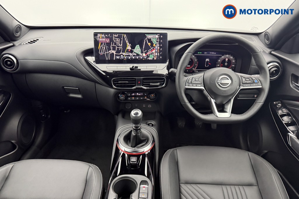 Nissan Juke Tekna Manual Petrol SUV - Stock Number (1556807) - 1st supplementary image