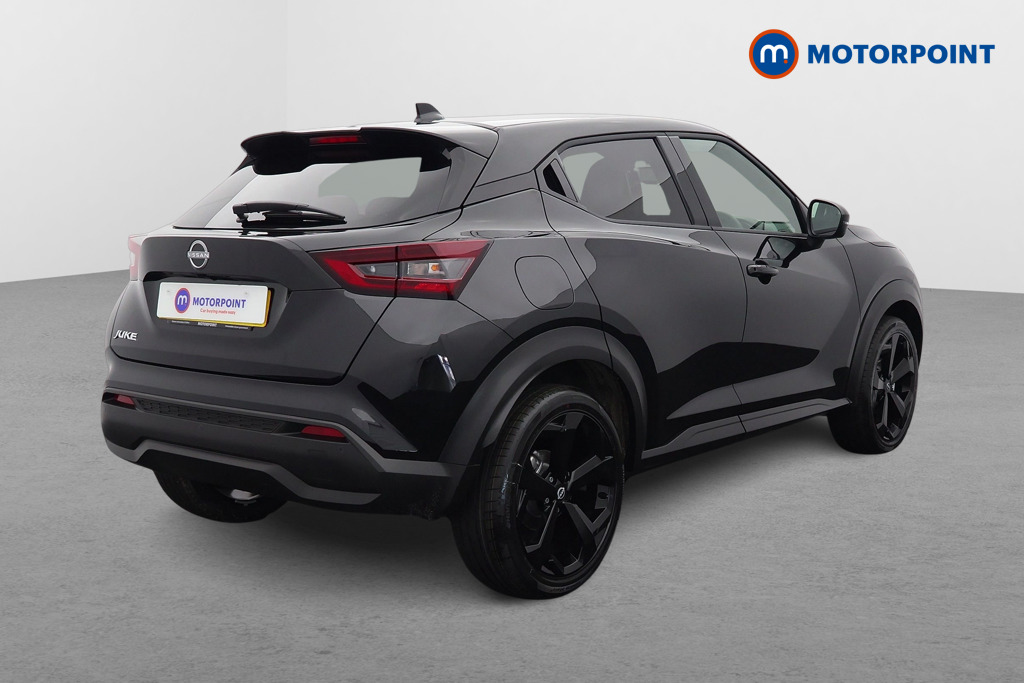 Nissan Juke Tekna Manual Petrol SUV - Stock Number (1556807) - Drivers side rear corner