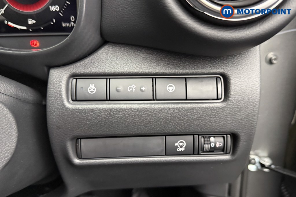 Nissan Juke Tekna Manual Petrol SUV - Stock Number (1556811) - 13th supplementary image