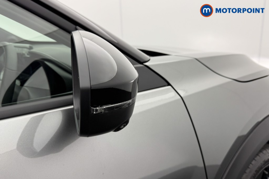Nissan Juke Tekna Manual Petrol SUV - Stock Number (1556811) - 16th supplementary image