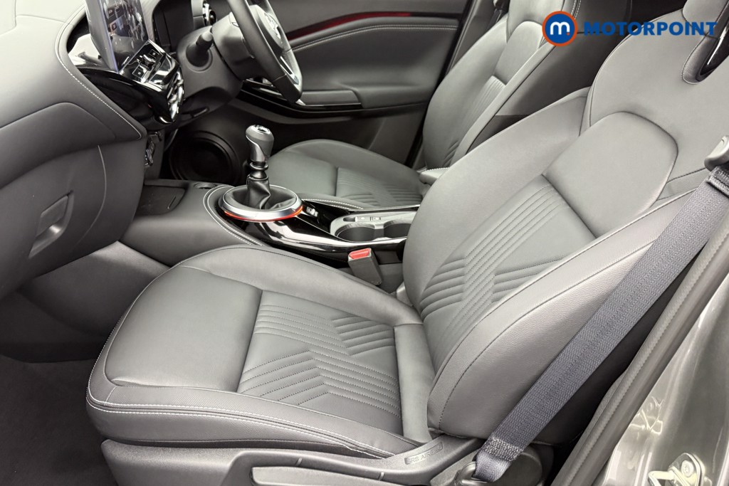 Nissan Juke Tekna Manual Petrol SUV - Stock Number (1556811) - 20th supplementary image