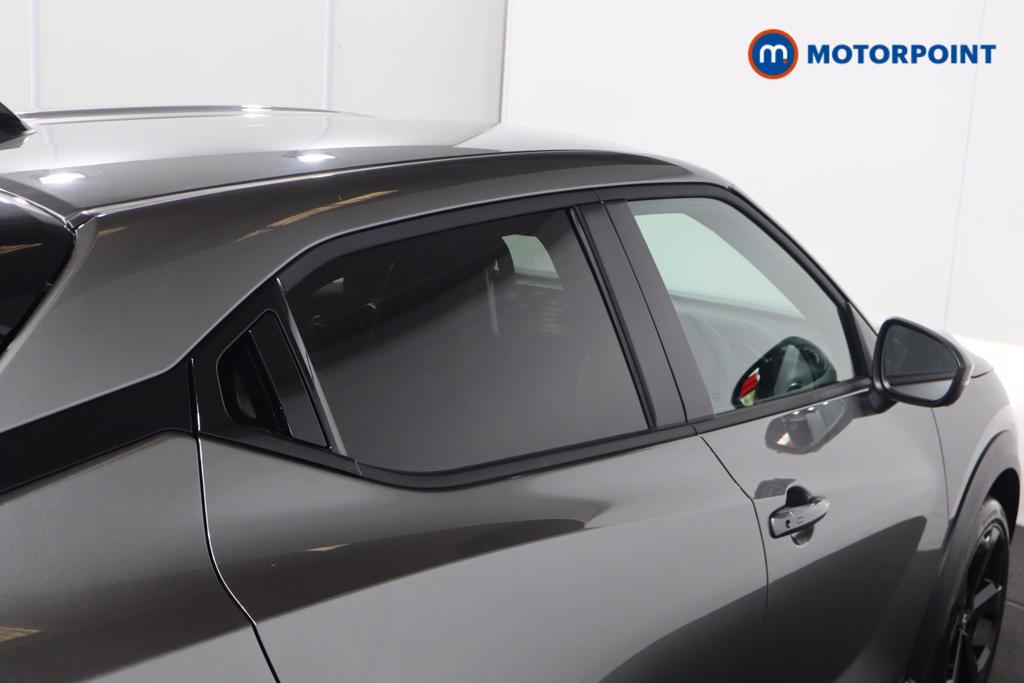Nissan Juke Tekna Manual Petrol SUV - Stock Number (1556812) - 26th supplementary image