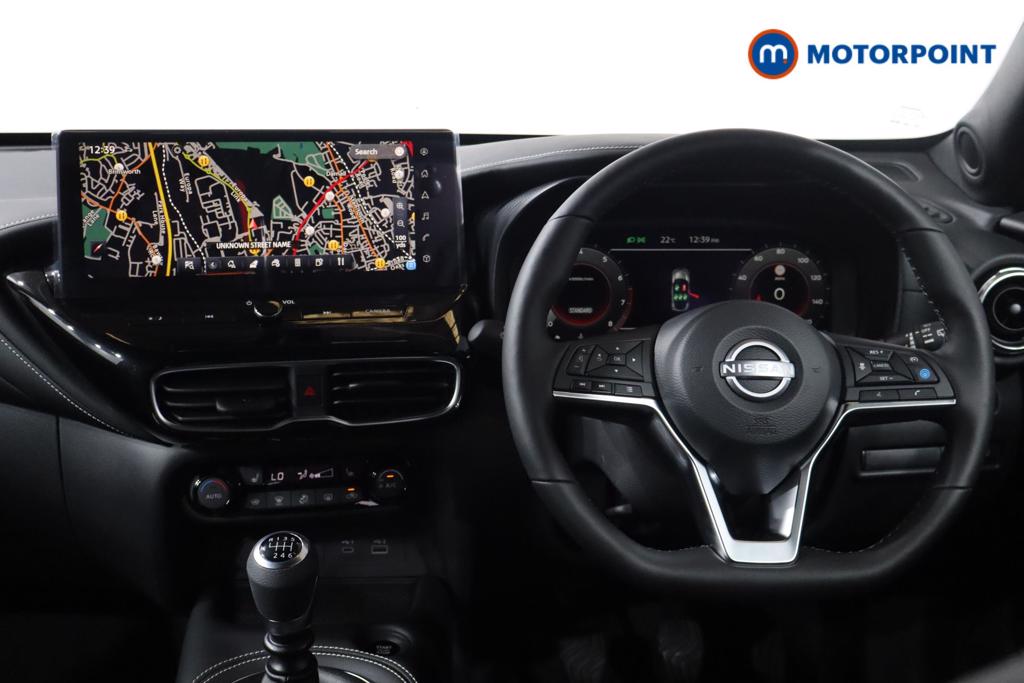 Nissan Juke Tekna Manual Petrol SUV - Stock Number (1556812) - 1st supplementary image