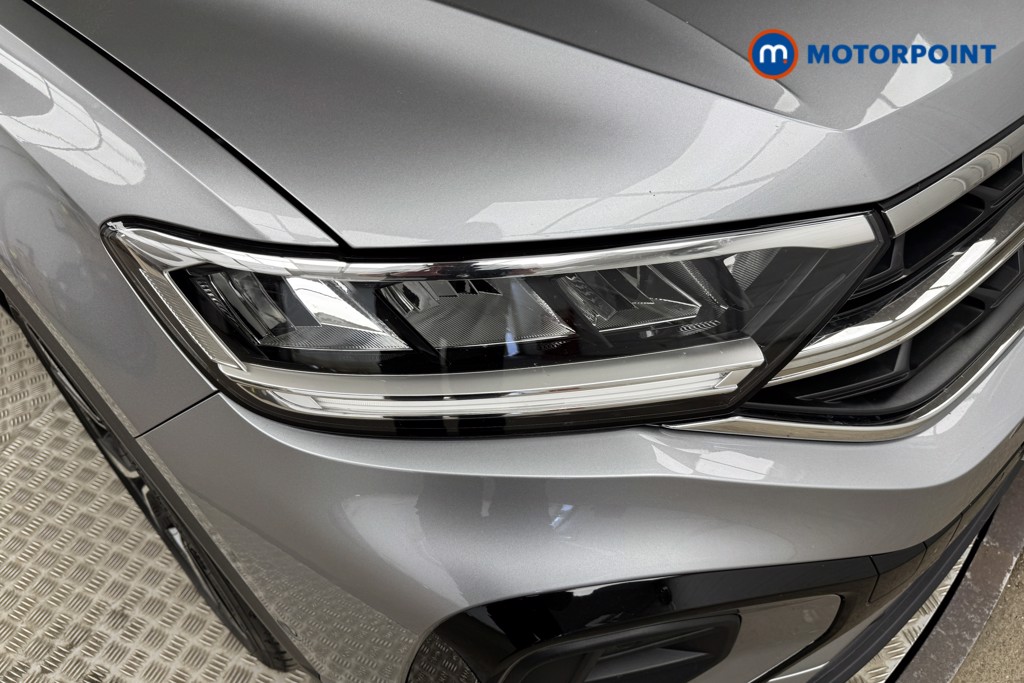 Volkswagen T-Roc R-Line Manual Petrol SUV - Stock Number (1556896) - 17th supplementary image