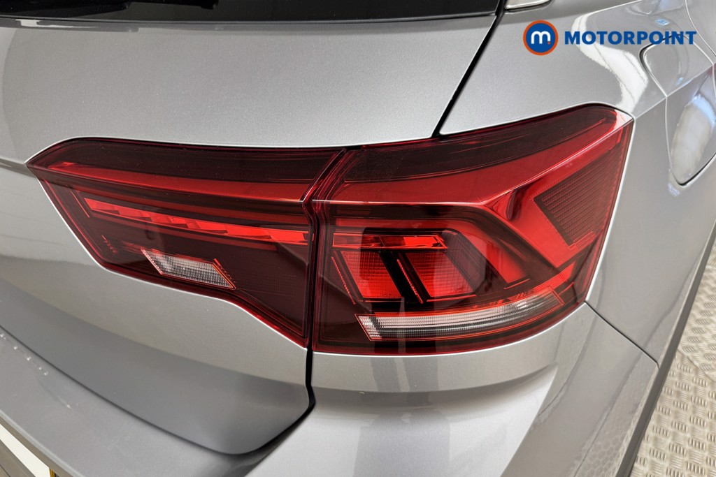 Volkswagen T-Roc R-Line Manual Petrol SUV - Stock Number (1556896) - 18th supplementary image