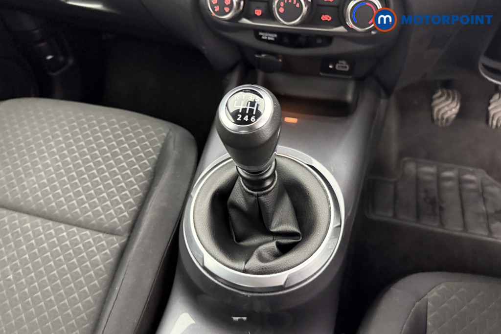 Nissan Juke Acenta Manual Petrol SUV - Stock Number (1556918) - 10th supplementary image