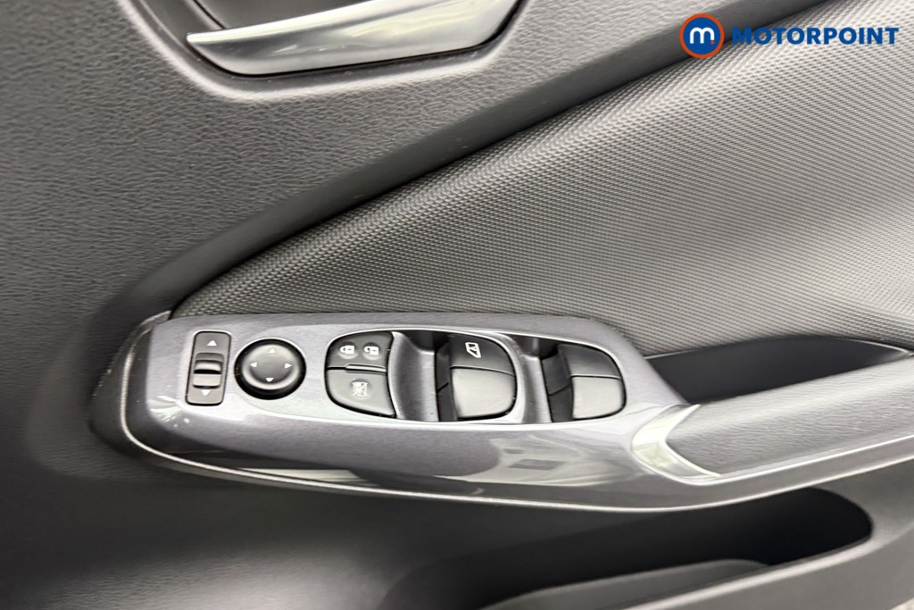Nissan Juke Acenta Manual Petrol SUV - Stock Number (1556918) - 14th supplementary image