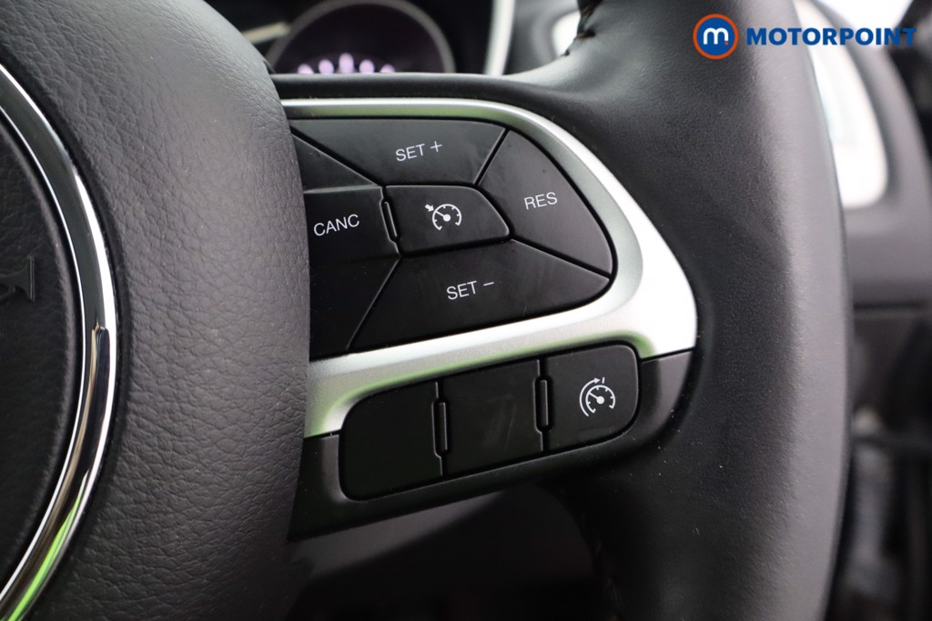 Jeep Compass Longitude Manual Petrol SUV - Stock Number (1557222) - 4th supplementary image