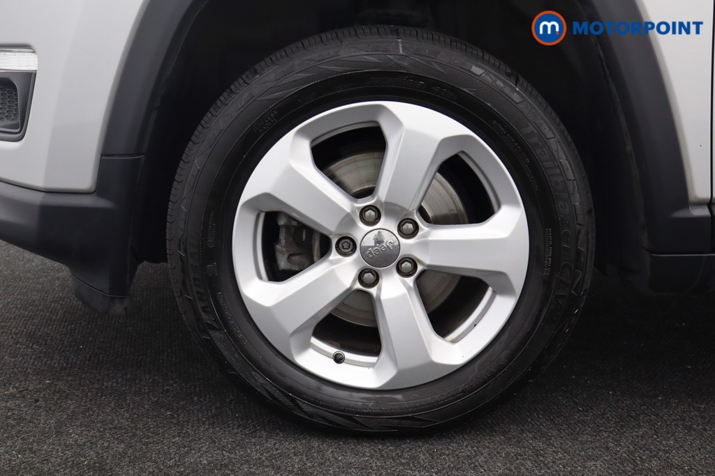 Jeep Compass Longitude Manual Petrol SUV - Stock Number (1557222) - 20th supplementary image
