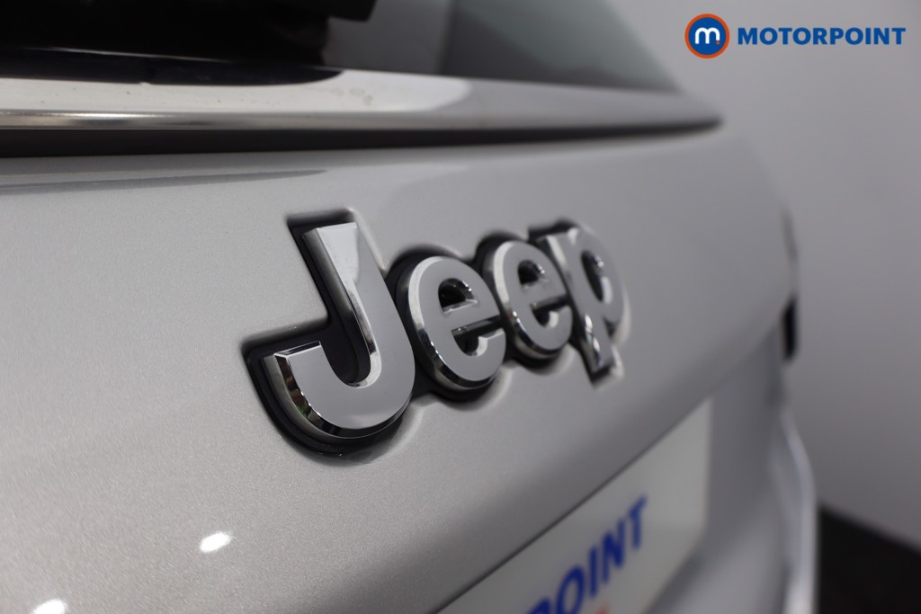 Jeep Compass Longitude Manual Petrol SUV - Stock Number (1557222) - 23rd supplementary image