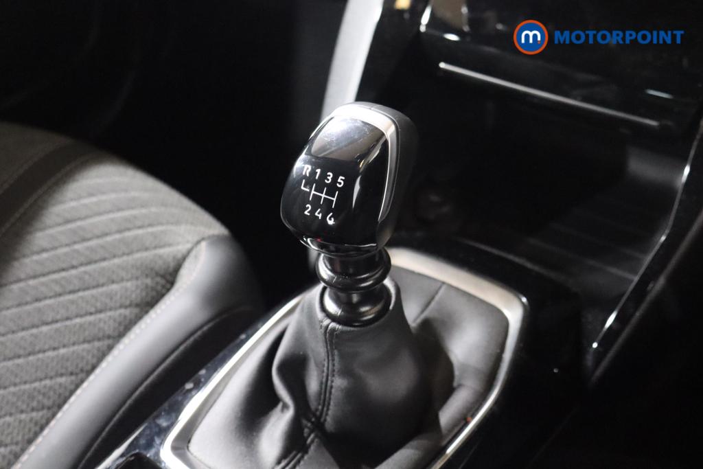 Peugeot 2008 Allure Manual Petrol SUV - Stock Number (1557668) - 5th supplementary image
