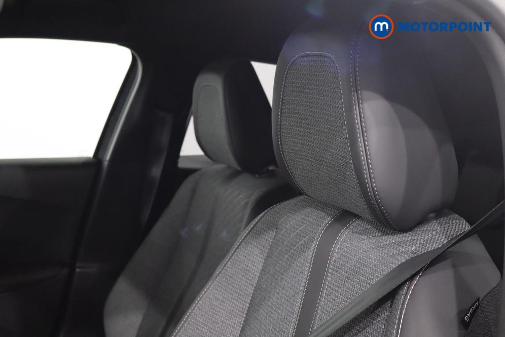 Peugeot 2008 Allure Manual Petrol SUV - Stock Number (1557668) - 18th supplementary image