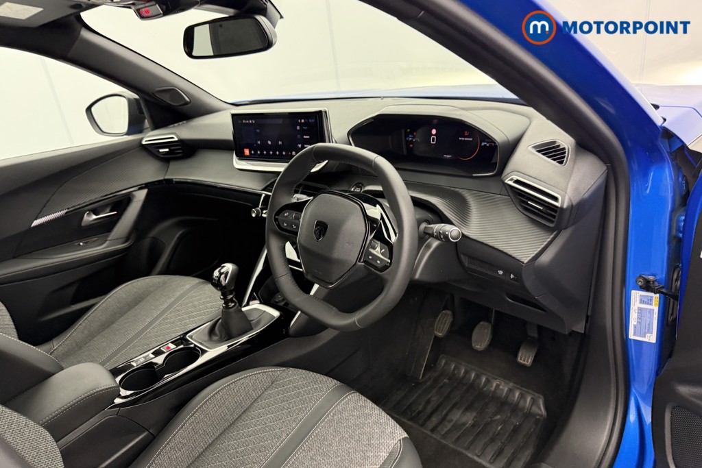 Peugeot 2008 Allure Manual Petrol SUV - Stock Number (1557669) - 3rd supplementary image