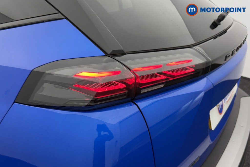 Peugeot 2008 Allure Manual Petrol SUV - Stock Number (1557669) - 22nd supplementary image