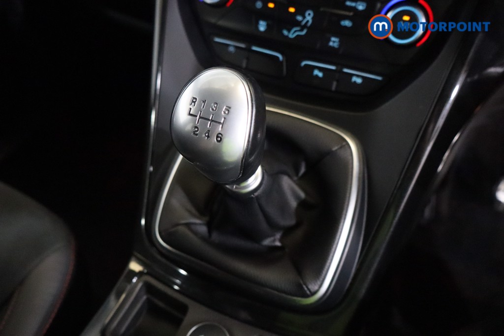 Ford Kuga St-Line Manual Petrol SUV - Stock Number (1557675) - 8th supplementary image