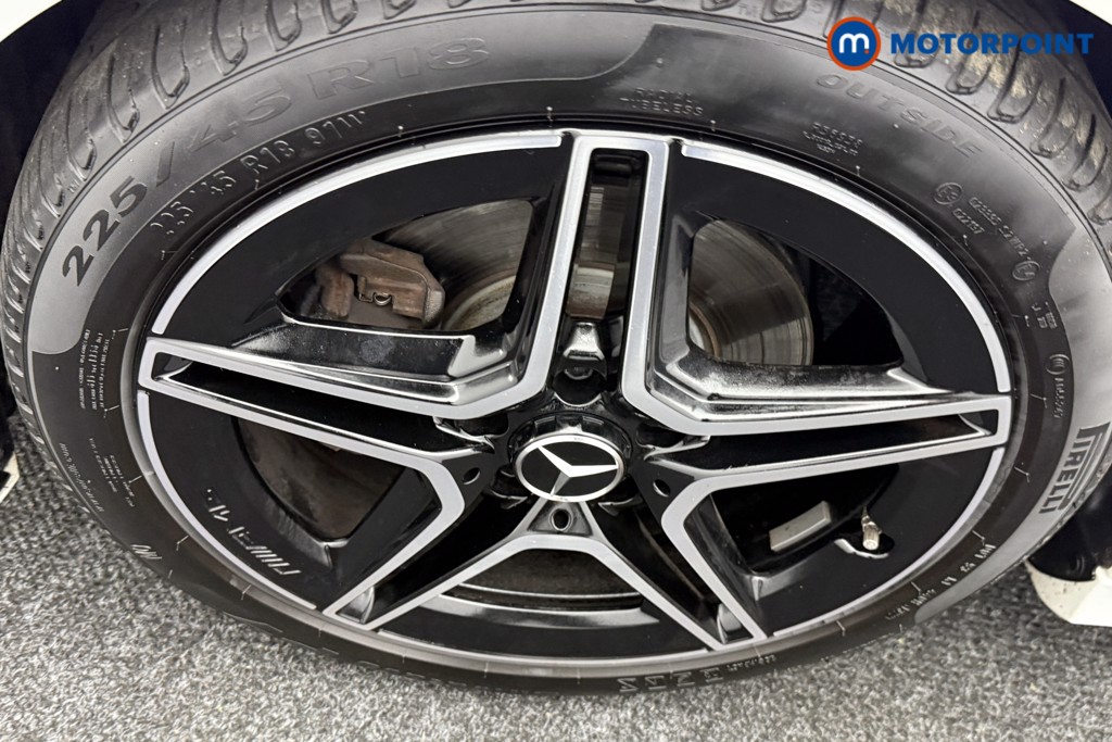 Mercedes-Benz A Class Amg Line Premium Edition Automatic Petrol Saloon - Stock Number (1557699) - 27th supplementary image