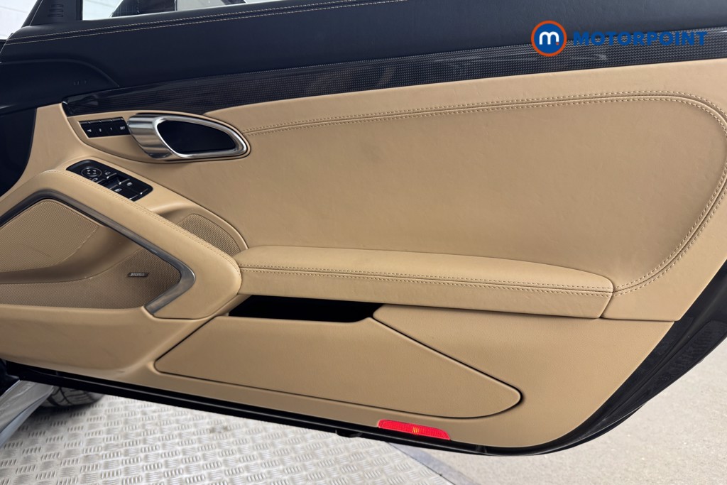 Porsche 911 S Automatic Petrol Coupe - Stock Number (1557874) - 19th supplementary image