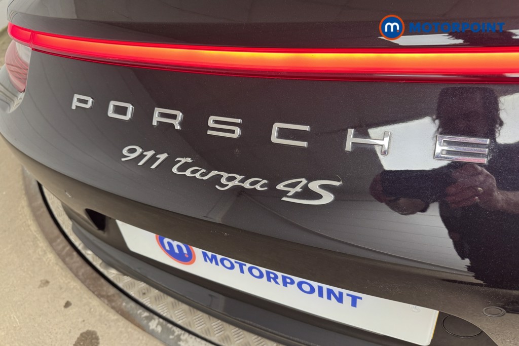 Porsche 911 S Automatic Petrol Coupe - Stock Number (1557874) - 24th supplementary image