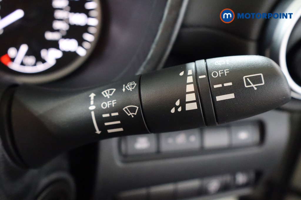 Nissan Juke Acenta Automatic Petrol SUV - Stock Number (1518208) - 6th supplementary image
