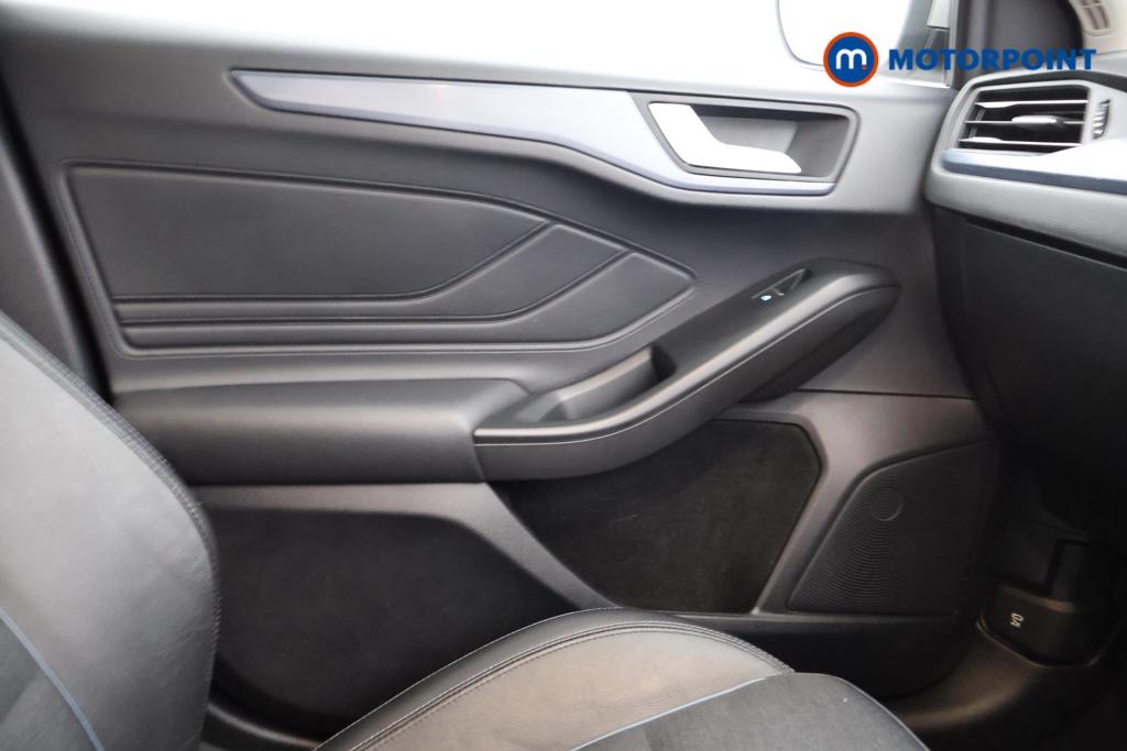 Ford Focus Active X Automatic Diesel Hatchback - Stock Number (1525986) - 7th supplementary image