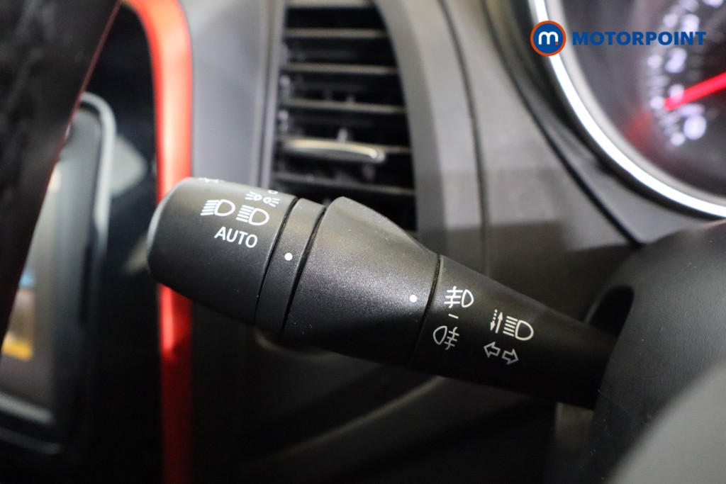 Renault Captur S Edition Manual Petrol SUV - Stock Number (1538120) - 5th supplementary image