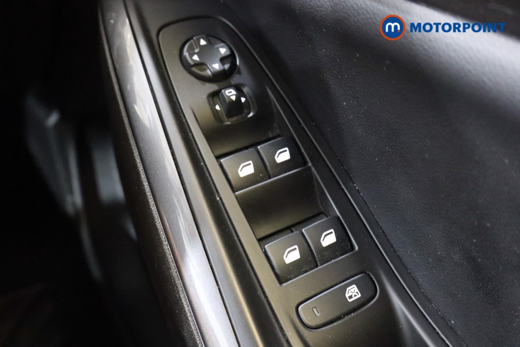 Vauxhall Grandland X Sri Nav Manual Petrol SUV - Stock Number (1540750) - 8th supplementary image
