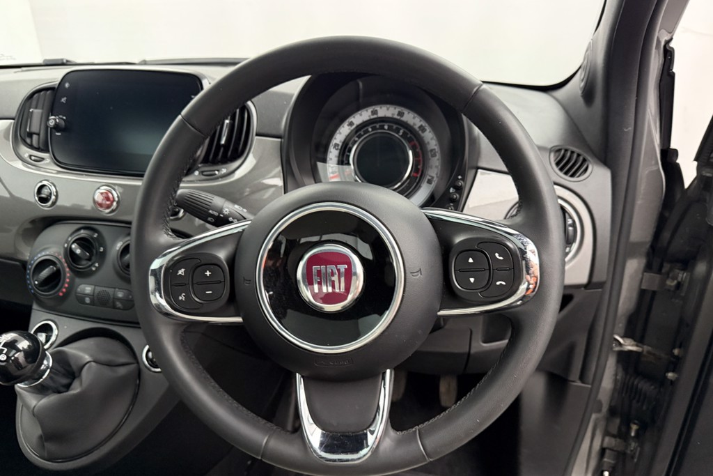 Fiat 500 Dolcevita Manual Petrol-Electric Hybrid Hatchback - Stock Number (1543098) - 2nd supplementary image