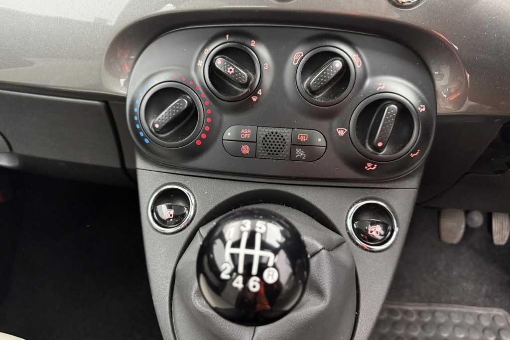 Fiat 500 Dolcevita Manual Petrol-Electric Hybrid Hatchback - Stock Number (1543098) - 11th supplementary image