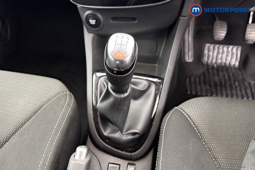 Renault Clio Iconic Manual Petrol Hatchback - Stock Number (1548336) - 11th supplementary image