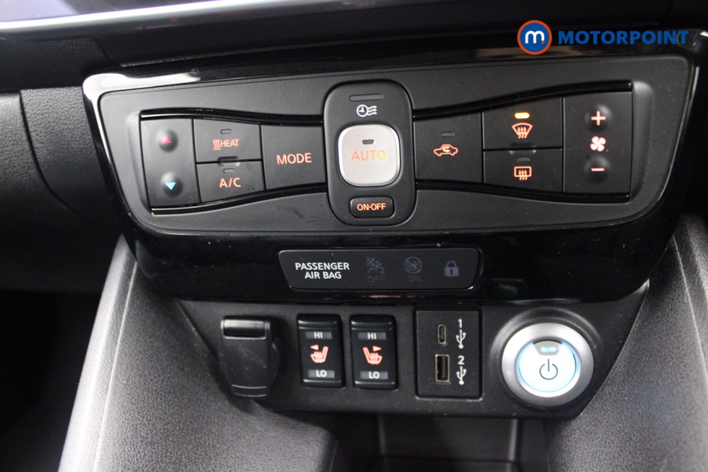 Nissan Leaf Tekna Automatic Electric Hatchback - Stock Number (1549446) - 8th supplementary image