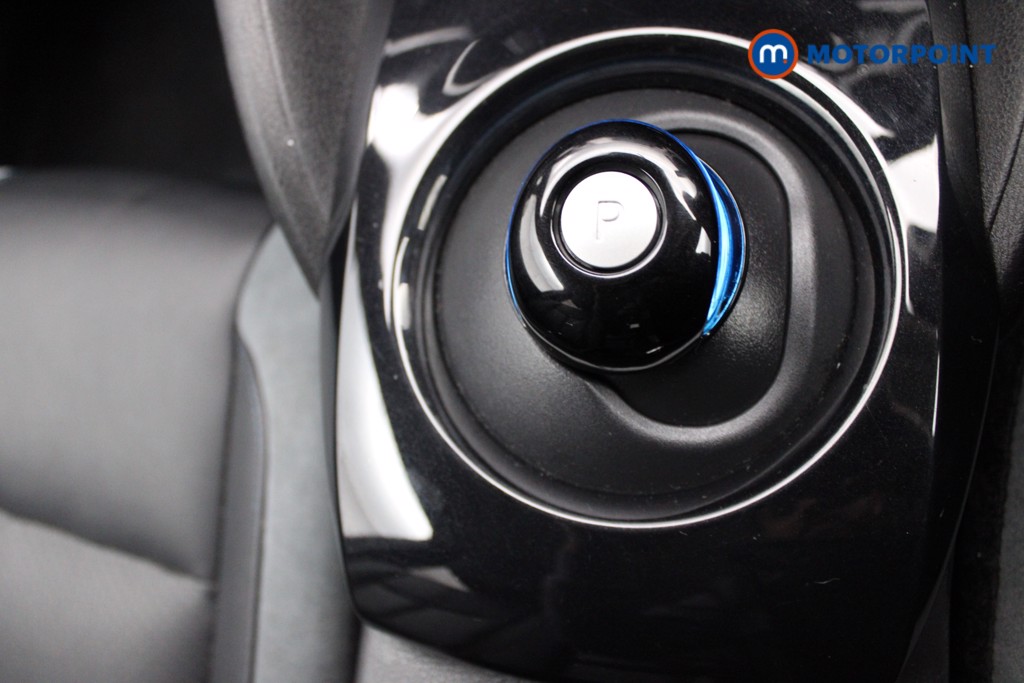 Nissan Leaf Tekna Automatic Electric Hatchback - Stock Number (1549446) - 10th supplementary image