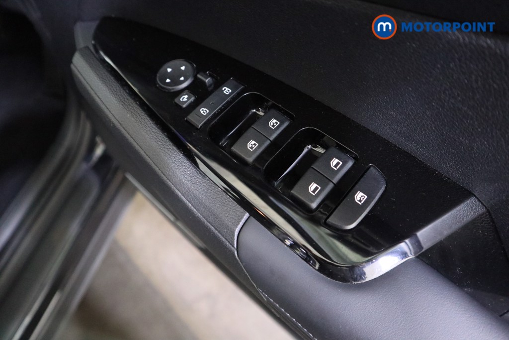 KIA Sportage Launch Edition Manual Petrol SUV - Stock Number (1550251) - 10th supplementary image