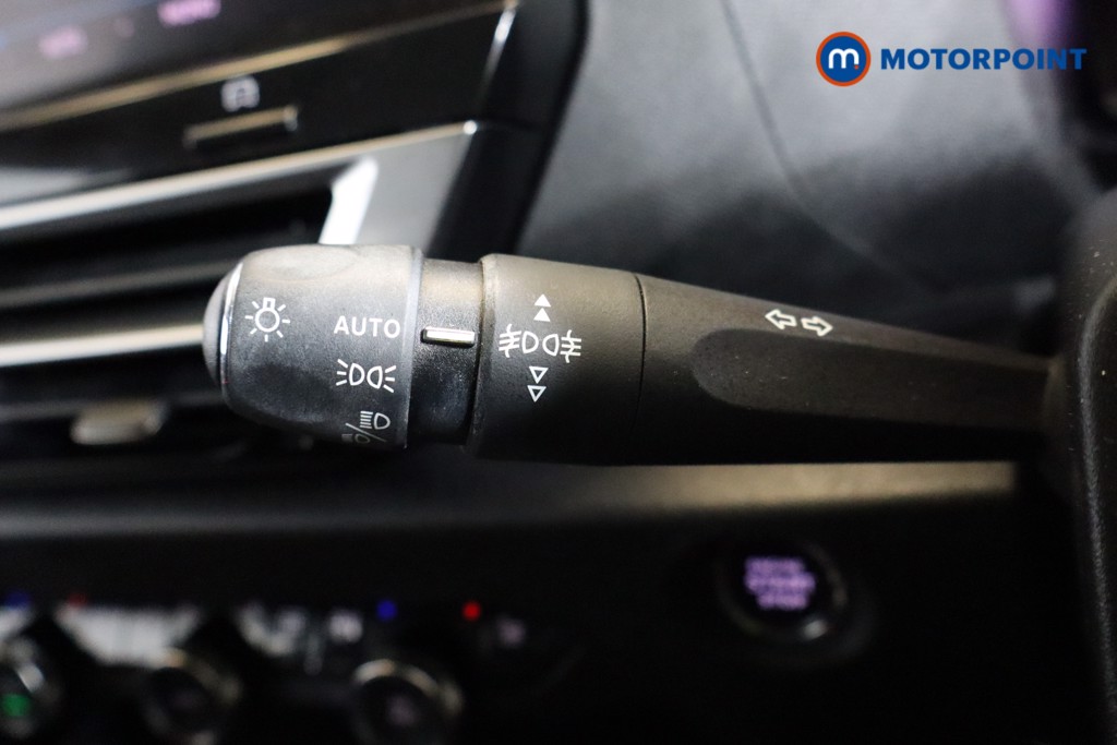 Citroen C4 Shine Plus Automatic Petrol Hatchback - Stock Number (1550939) - 6th supplementary image