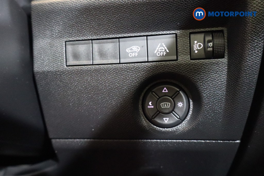 Citroen C4 Shine Plus Automatic Petrol Hatchback - Stock Number (1550939) - 8th supplementary image