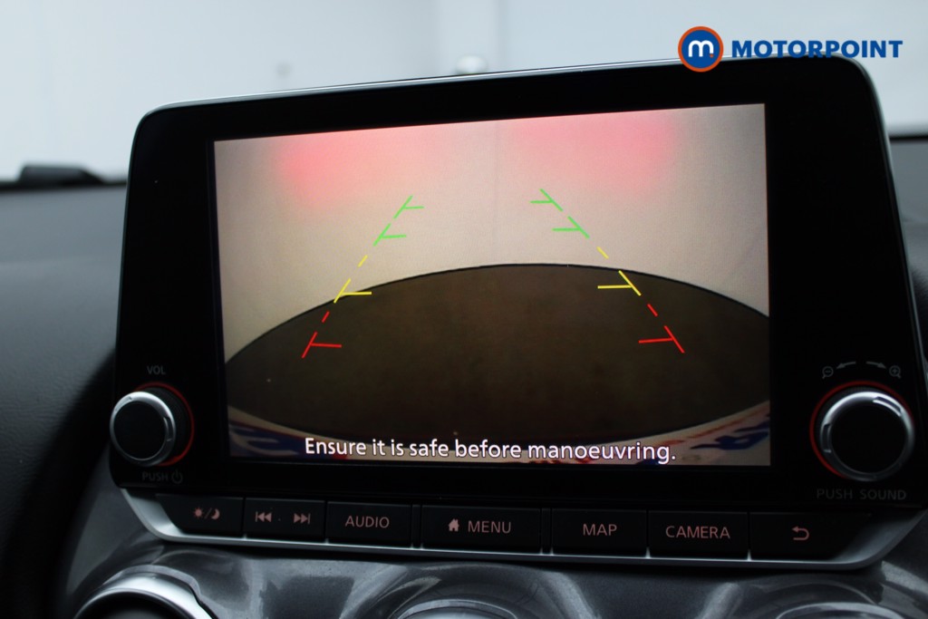 Nissan Juke N-Connecta Automatic Petrol SUV - Stock Number (1551374) - 9th supplementary image