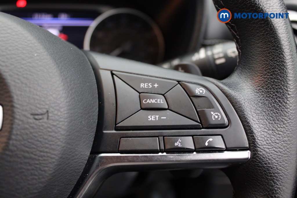 Nissan Juke N-Connecta Automatic Petrol SUV - Stock Number (1551374) - 14th supplementary image