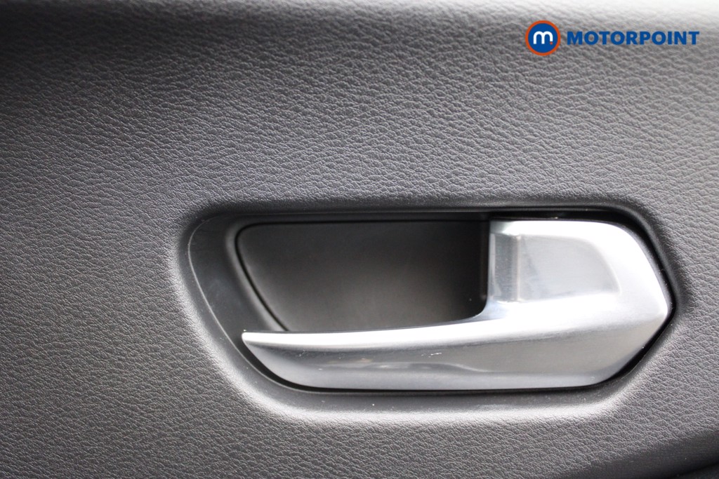 Nissan Juke N-Connecta Automatic Petrol SUV - Stock Number (1551374) - 16th supplementary image