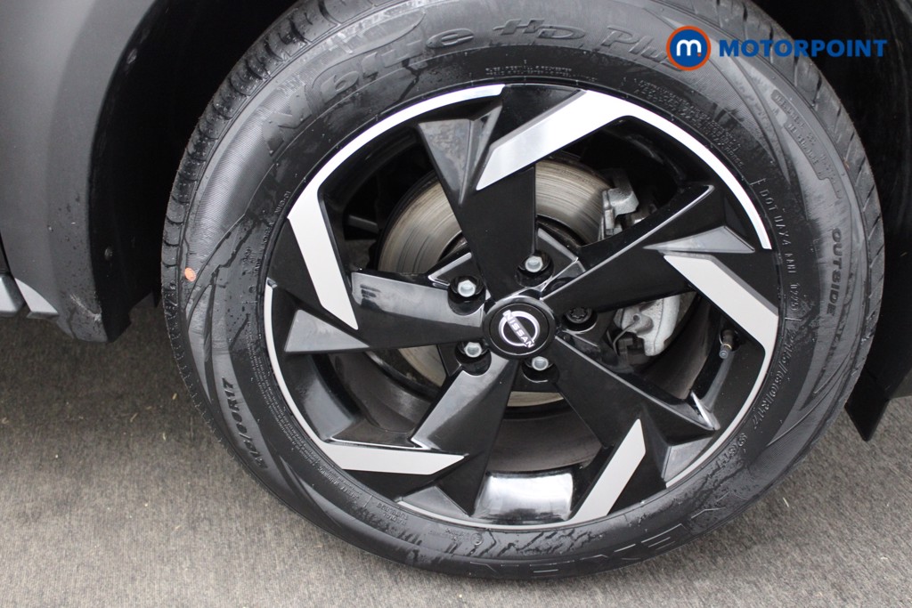 Nissan Juke N-Connecta Automatic Petrol SUV - Stock Number (1551374) - 21st supplementary image