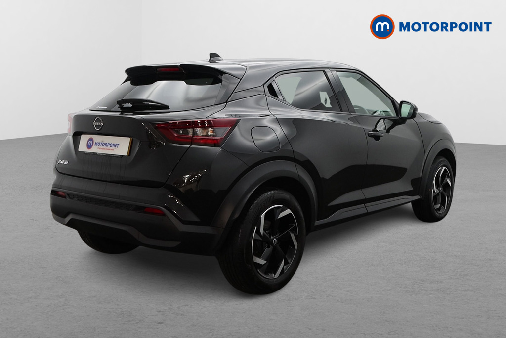 Nissan Juke N-Connecta Automatic Petrol SUV - Stock Number (1551374) - Drivers side rear corner