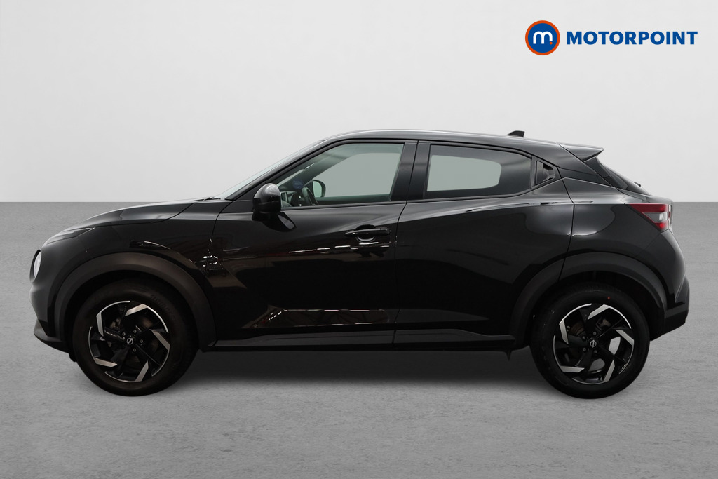 Nissan Juke N-Connecta Automatic Petrol SUV - Stock Number (1551374) - Passenger side